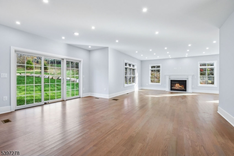 Riker Hill - Residential