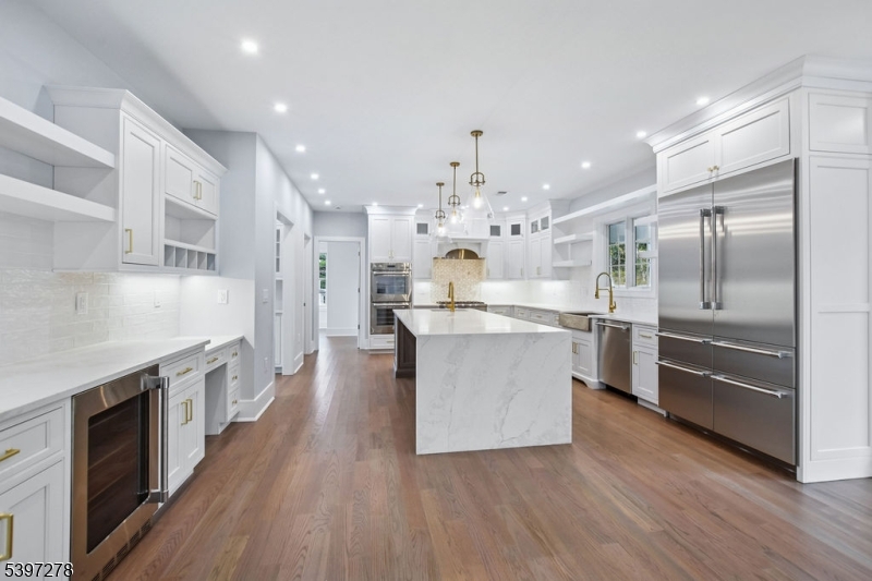 Riker Hill - Residential