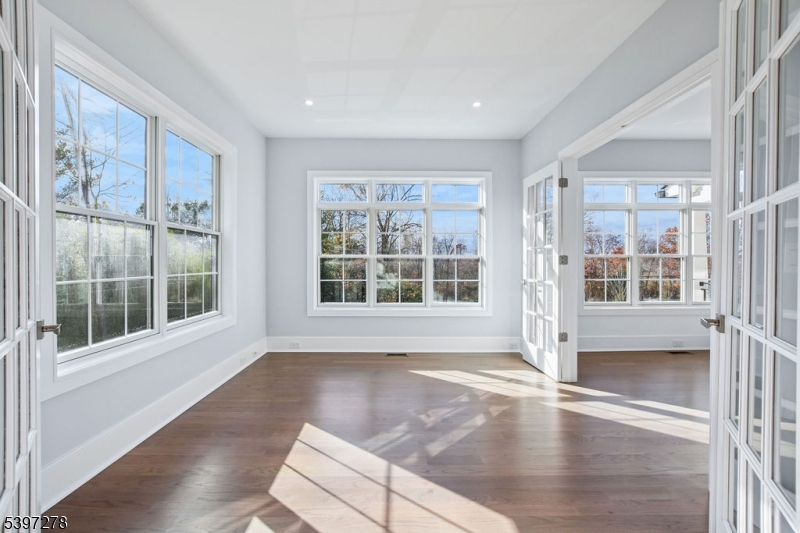 Riker Hill - Residential