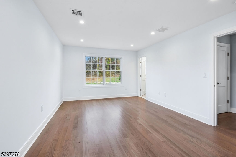 Riker Hill - Residential