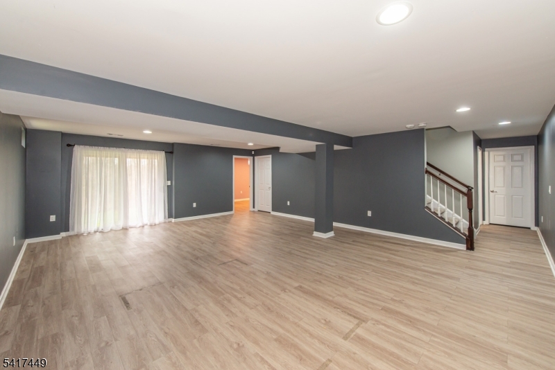 Rolling Hills Estate - Residential