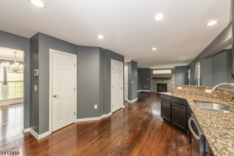 Rolling Hills Estate - Residential