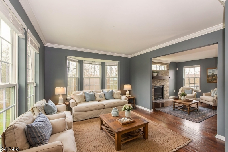 Rolling Hills Estate - Residential