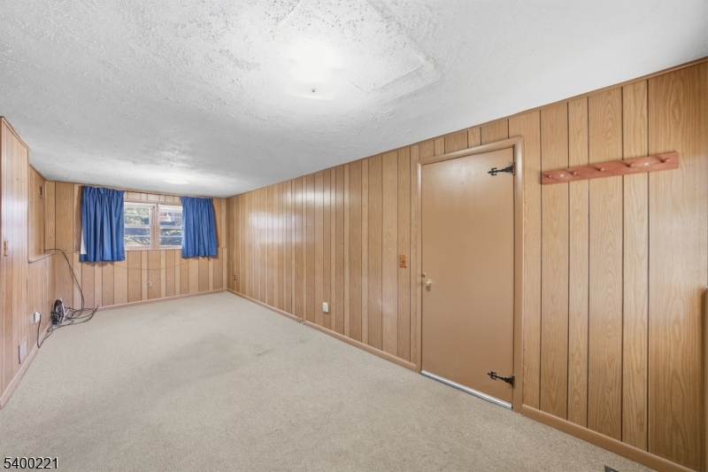 Lake Parsippnany - Residential