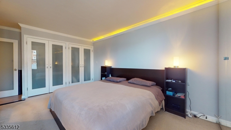 Polonaise - Residential