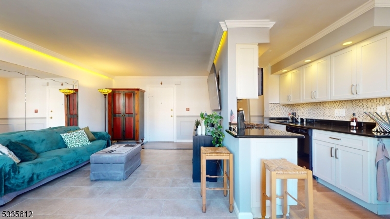 Polonaise - Residential