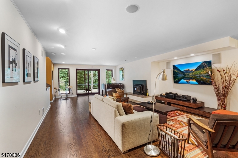 Roxiticus Valley/Far Hills - Residential