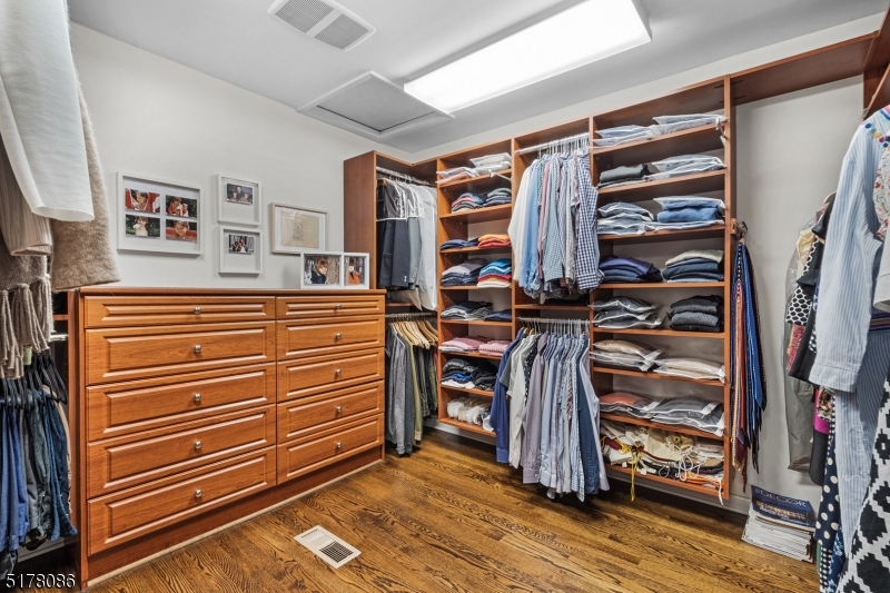 Roxiticus Valley/Far Hills - Residential