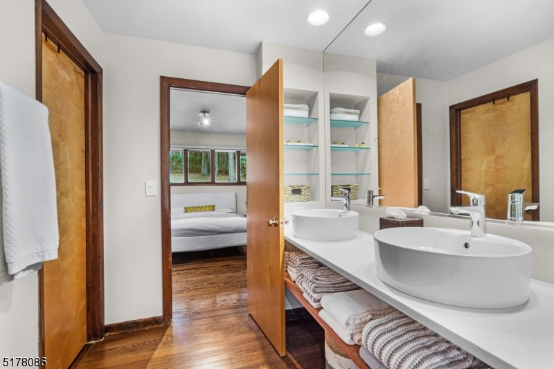 Roxiticus Valley/Far Hills - Residential