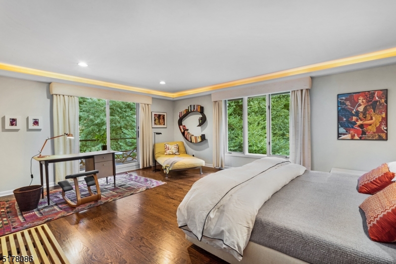 Roxiticus Valley/Far Hills - Residential