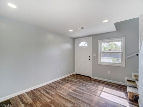 MLS: 4048280