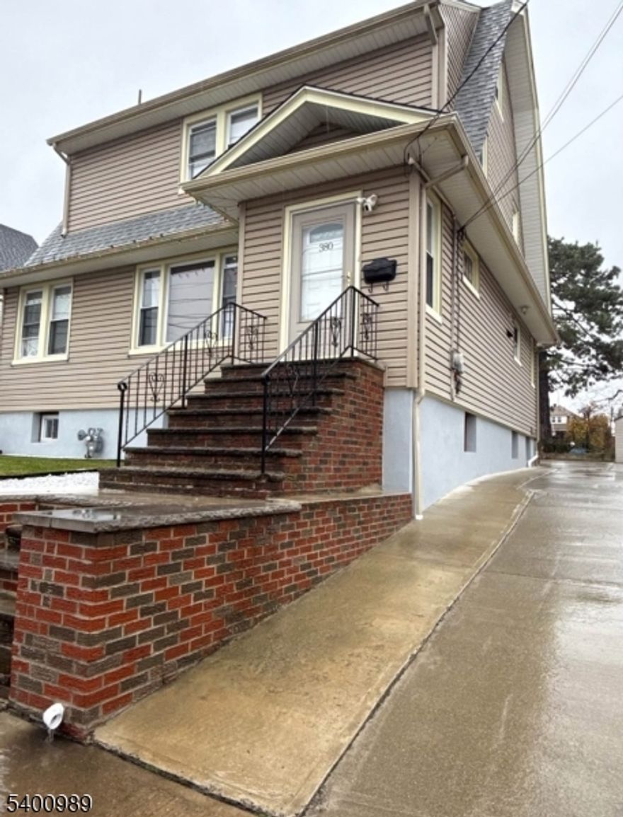 Welcome to a beautifully home which has been completely updated with modern design. Provides This four-bedroom, 2 baths and 2 half baths home has been completely updated. The main level includes a welcoming living room, formal dining area  and a stylish new kitchen that opens to a comtortable tamily room throughout an open concept and overlooking the fenced backyard. The 2nd level offers three nice sized bedroomswith 2 baths with 3rd floor has another extra bedroom with half bath. The whole house was renovated for today's lifestyle. conveniently located near bus stop and within walking distance from shops, parks and schools. another extra room that can be used as a home office or additional bedroom if needed.Parking for 1 car, shared use of yard This one is pet friendly.