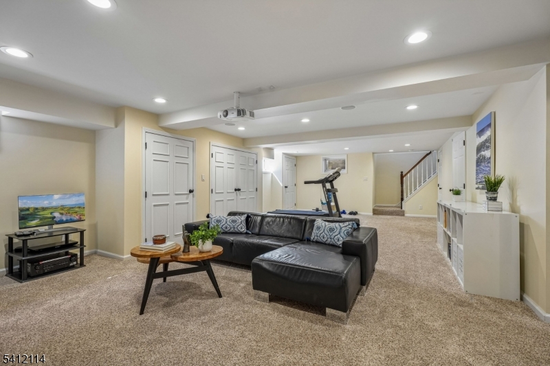 Hartshorn - Residential