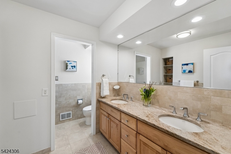 Upper Wyoming - Residential