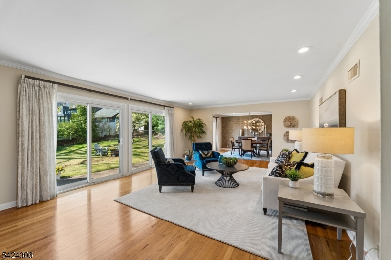 Upper Wyoming - Residential