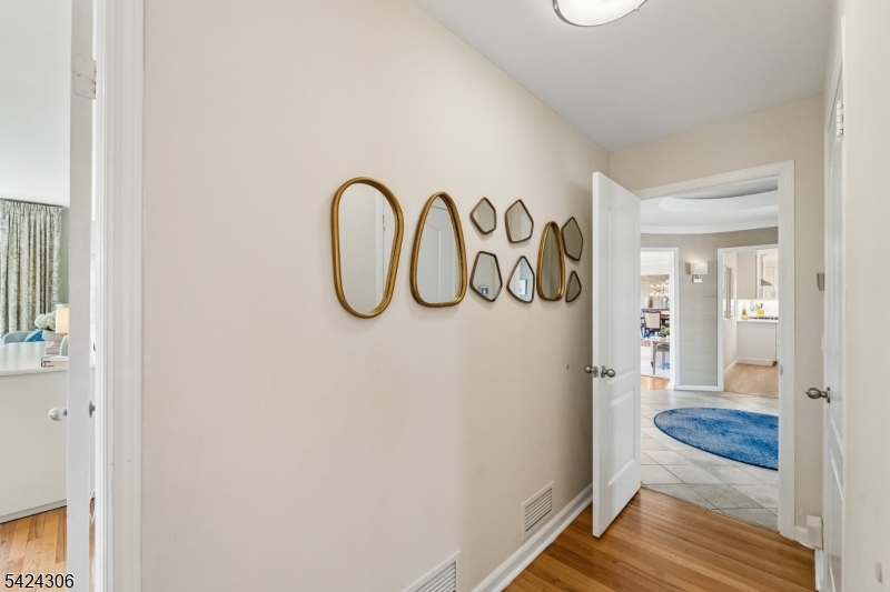 Upper Wyoming - Residential