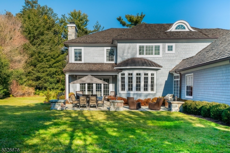 OLD SHORT HILLS - Residential