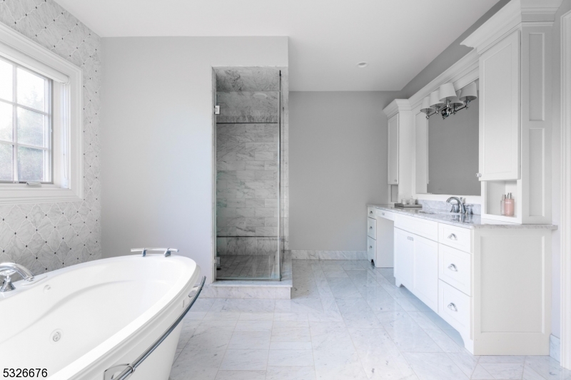 OLD SHORT HILLS - Residential