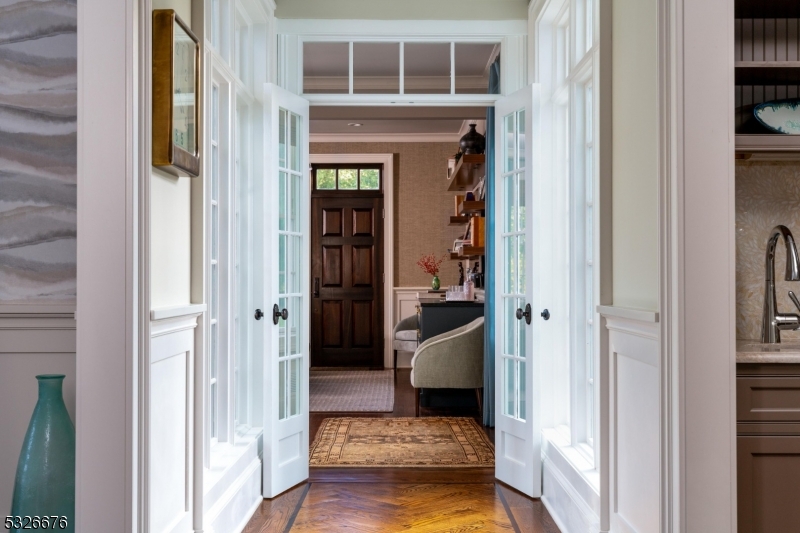 OLD SHORT HILLS - Residential