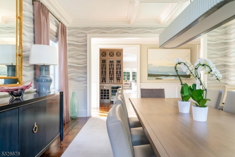 OLD SHORT HILLS - Residential