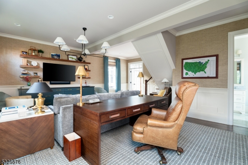 OLD SHORT HILLS - Residential