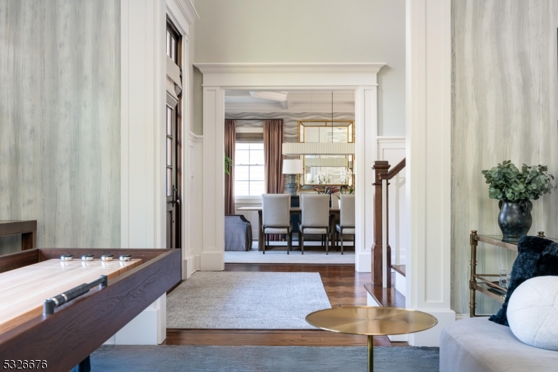 OLD SHORT HILLS - Residential