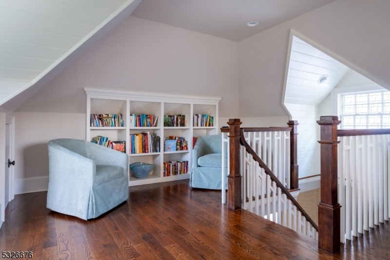 OLD SHORT HILLS - Residential