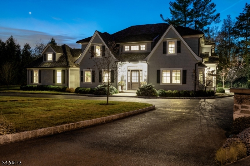 OLD SHORT HILLS - Residential