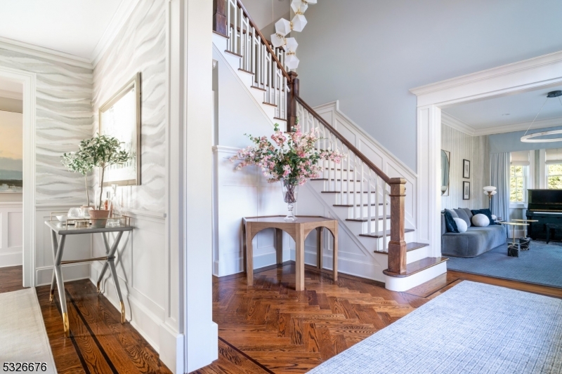 OLD SHORT HILLS - Residential