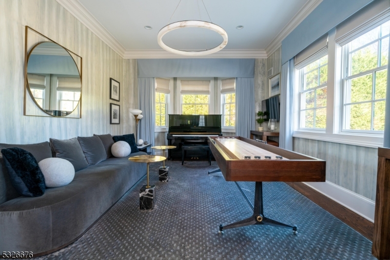 OLD SHORT HILLS - Residential