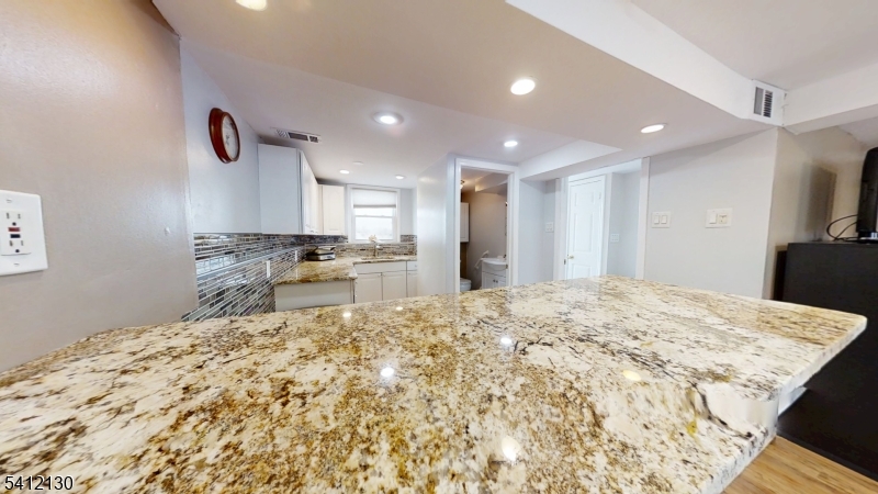 Schuyler Near Bowling - Residential