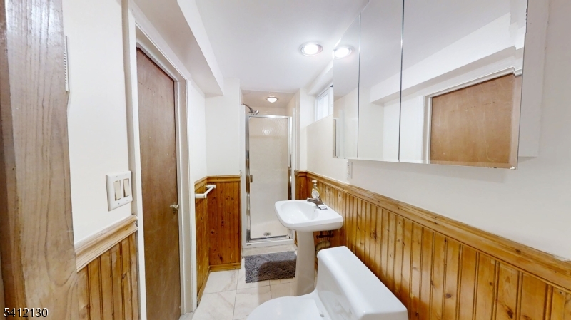 Schuyler Near Bowling - Residential