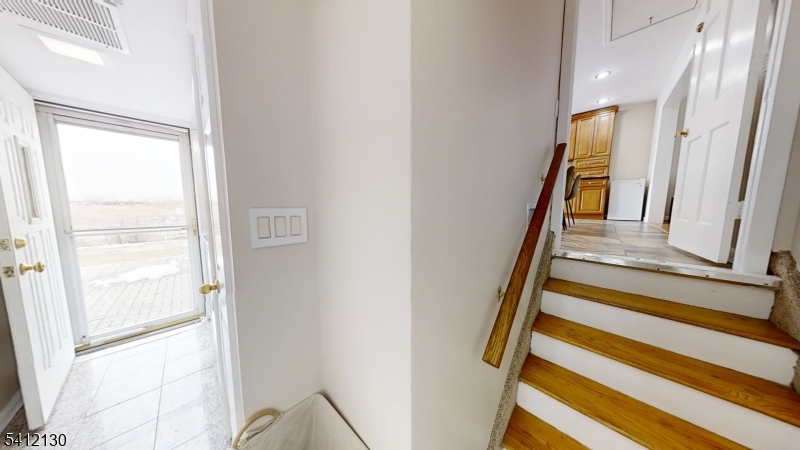 Schuyler Near Bowling - Residential