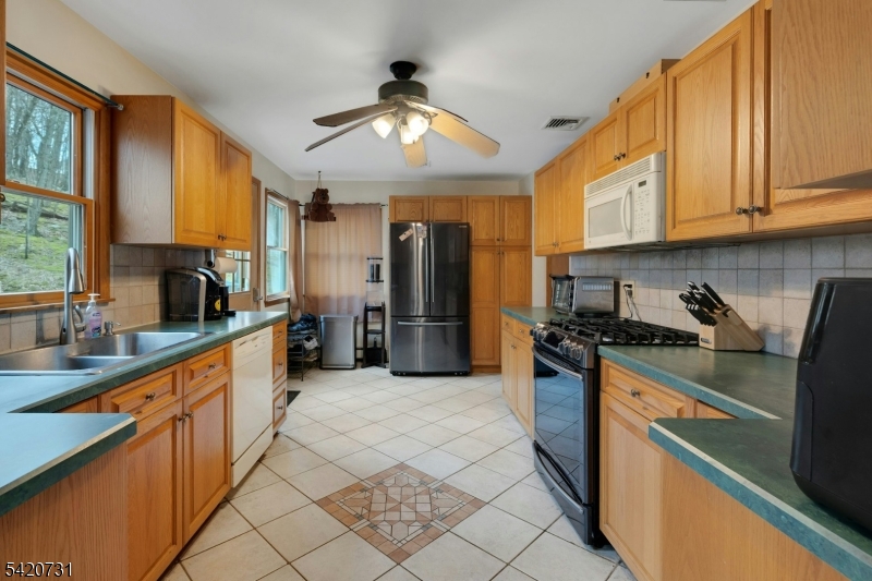 White Meadow Lake - Residential
