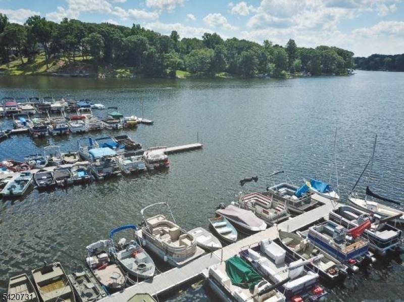 White Meadow Lake - Residential