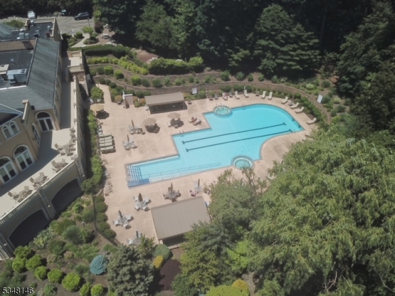 Rockaway Twp., New Jersey 07866, United States, 1 Bedroom Bedrooms, ,1 BathroomBathrooms,Residential,Active,101309