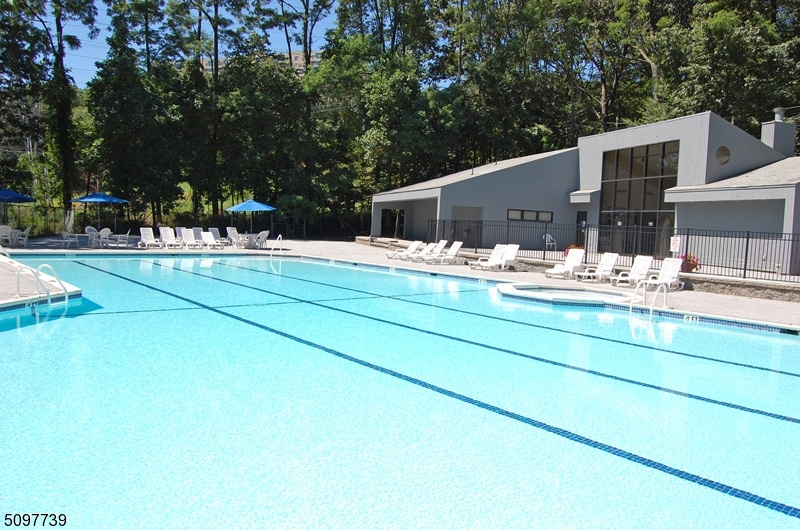 Mountain Club - Residential Lease