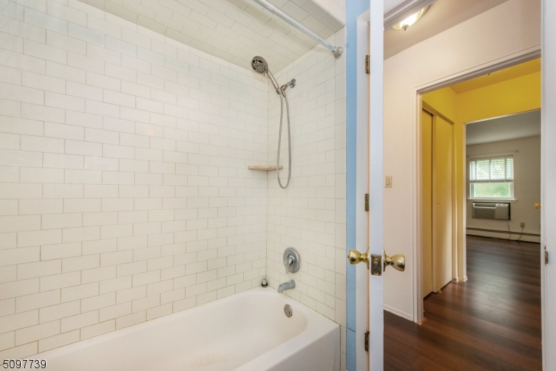 Mountain Club - Residential Lease