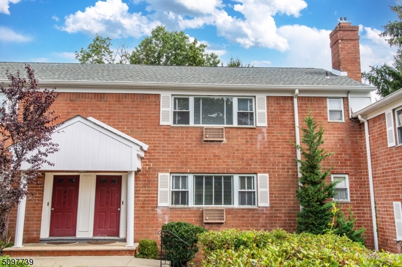 Mountain Club - Residential Lease