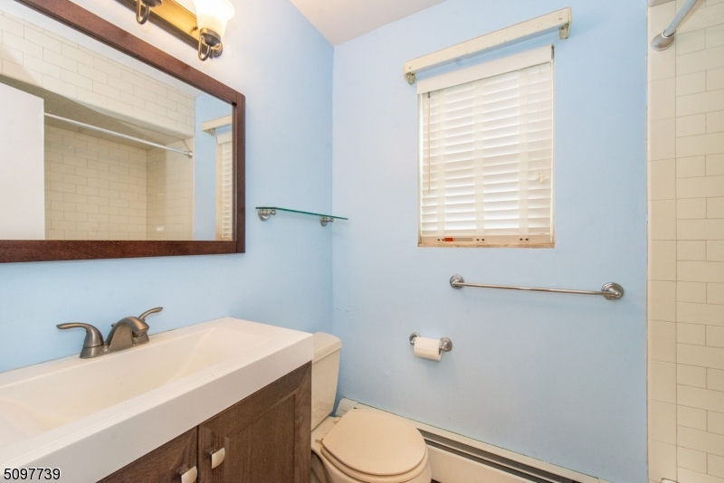 Mountain Club - Residential Lease