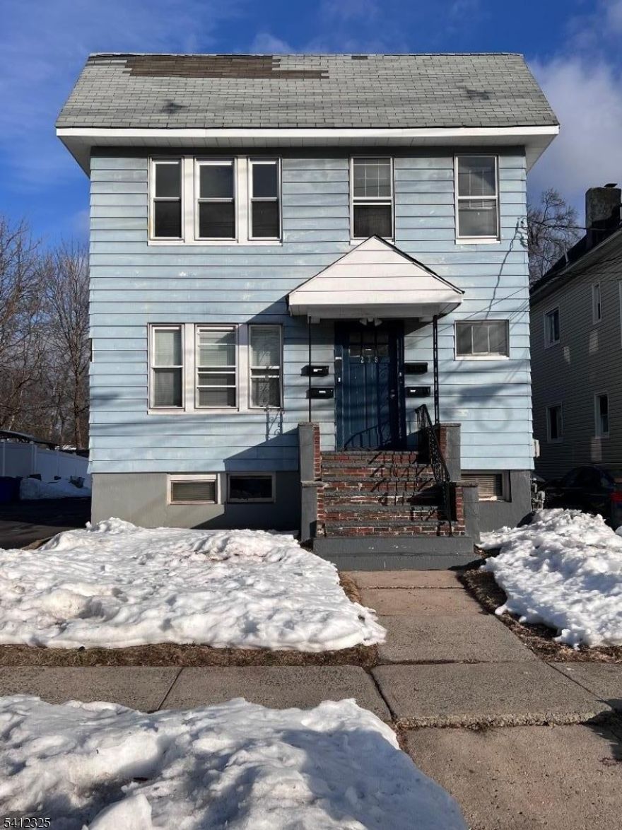 Available for immediate occupancy. Bright, newly redecorated, second floor, 2 bedroom apartment in residential area. Convenient to public transportation, shopping, recreation, entertainment, major highways. Minutes from Newark Int'l Airport, NYC and the NJ shore.