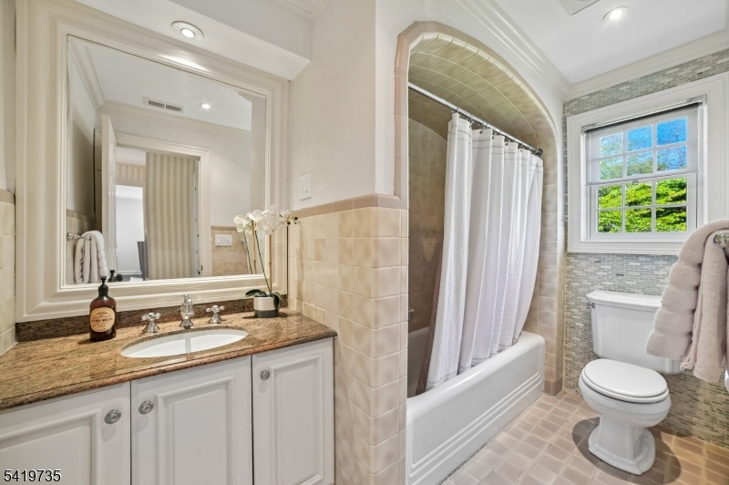 Knollwood - Residential