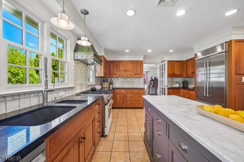 Knollwood - Residential