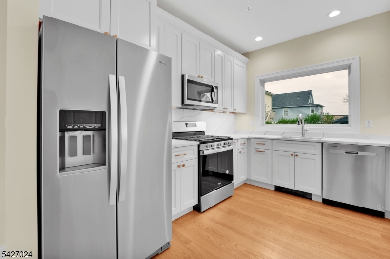 The Estates at 5th Avenue - Residential