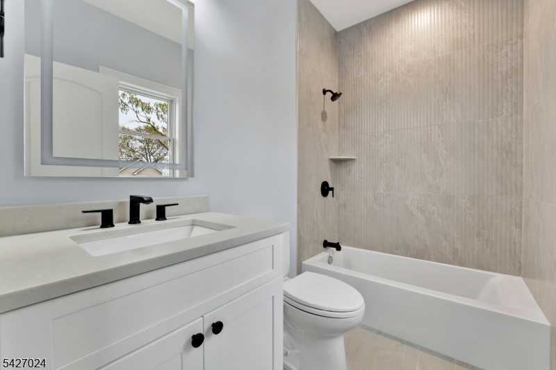 The Estates at 5th Avenue - Residential