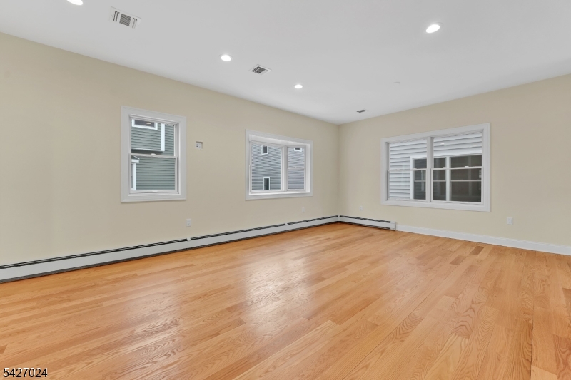 The Estates at 5th Avenue - Residential