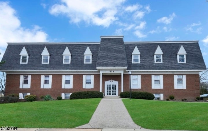 Photo 1 of 5 — 573 VALLEY RD, Suite 9A, Wayne Twp., NJ 07470