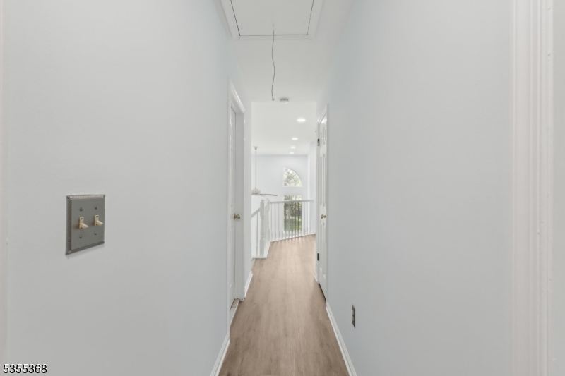 Bridgewater Twp., New Jersey 08807, United States, 3 Bedrooms Bedrooms, ,3 BathroomsBathrooms,Residential,Active,122931