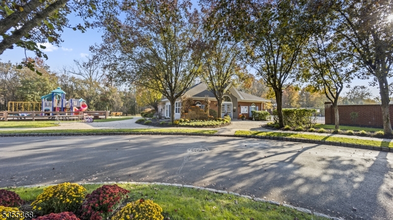 Bridgewater Twp., New Jersey 08807, United States, 3 Bedrooms Bedrooms, ,3 BathroomsBathrooms,Residential,Active,122931