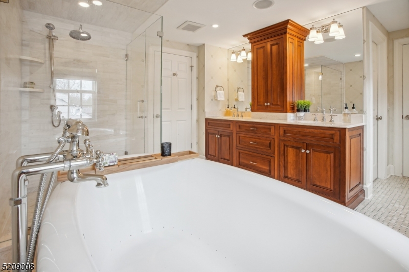 Old Short Hills - Residential